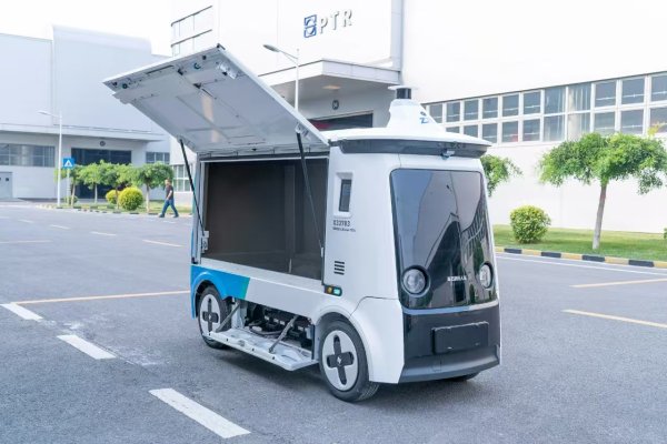 实盘配资排行榜 AI加持的无人车，现在已经下县乡了 ｜ 万有AI力